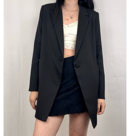 Kling Lightweight Black Long Blazer with Green Cuffs - Picture 2 of 8